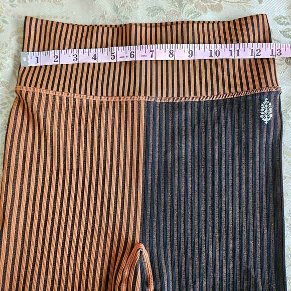 Free People Movement Stripe Mixing Shorts Black Size XS Activewear  Stay active - Picture 5 of 5